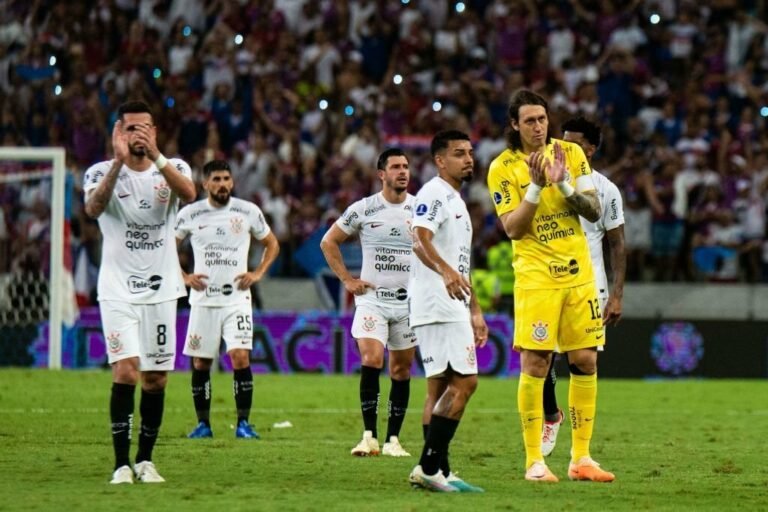 Falta de dinheiro pode atrapalhar reformulação no elenco do Corinthians