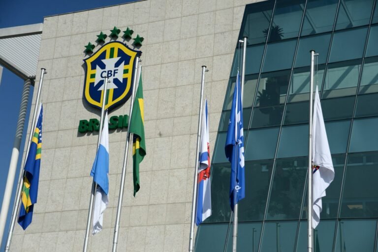 FIFA informa à CBF a possibilidade de suspensão de clubes e seleção brasileira de torneios internacionais em 2024