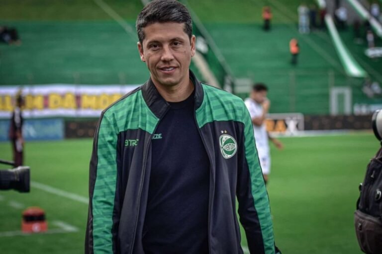Cruzeiro define Carpini como prioridade, afirma jornalista