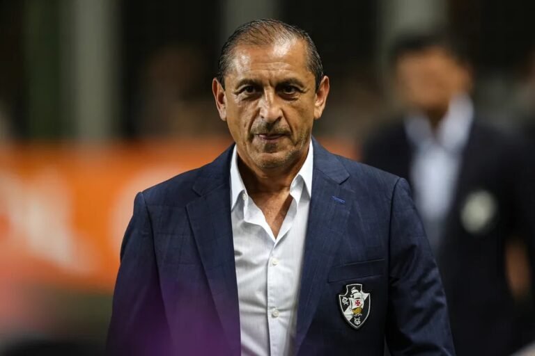 Vasco acerta renovação com Ramón Diaz