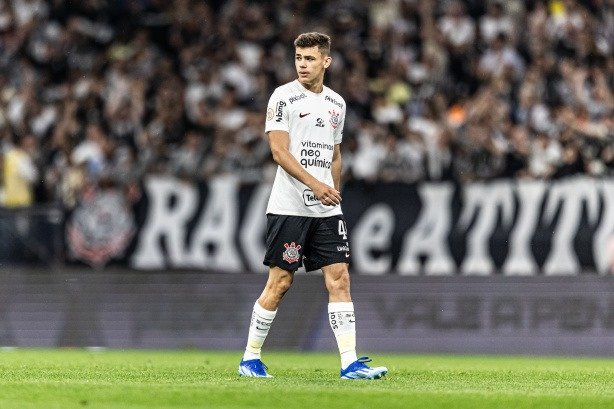 Corinthians libera Moscardo para viajar à França e fechar com o PSG