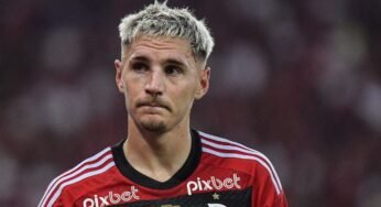 Flamengo condiciona busca por um lateral-direito a saída de uma das opções de Tite