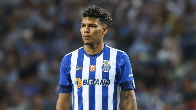 Cruzeiro acerta empréstimo de Gabriel Verón, do Porto, até dezembro de 2024