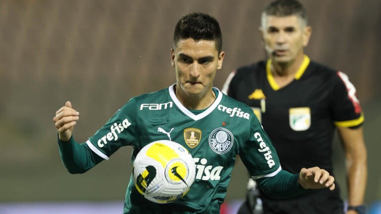 Empenho de Atuesta faz Palmeiras desistir de contratar meio-campista