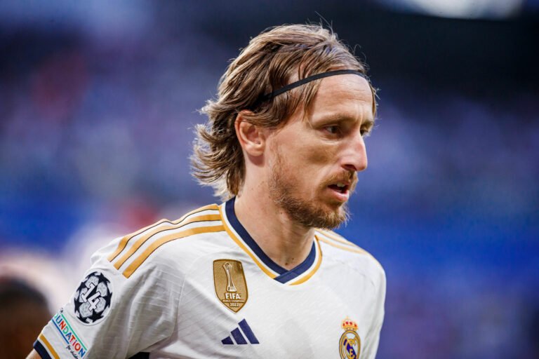 Luka Modric pode deixar o Real Madrid ao final da temporada, afirma jornal espanhol