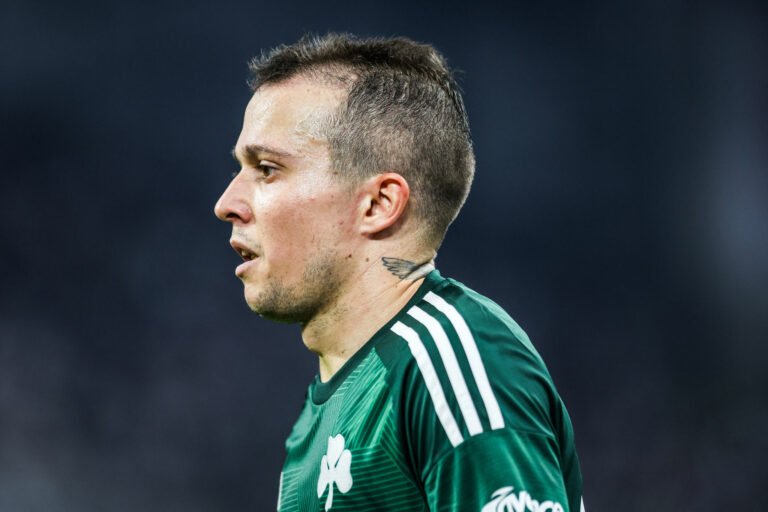 Presidente do Atlético comenta interesse do clube em Bernard