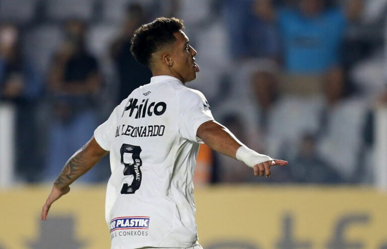 Atlético negociou compra de Marcos Leonardo mas teve oferta superada pelo Benfica