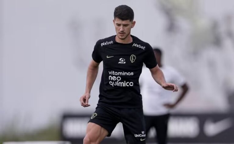 Corinthians anuncia contratação de lateral-esquerdo Hugo, ex-Goiás