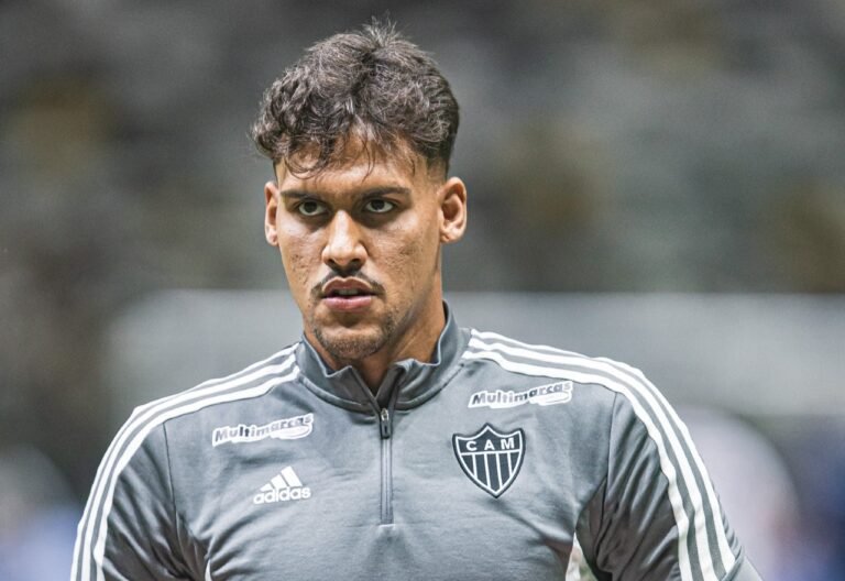 Matheus Mendes projeta Atlético Mineiro “brigando por títulos” na temporada