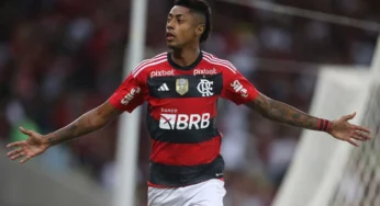 Flamengo anuncia renovação de Bruno Henrique