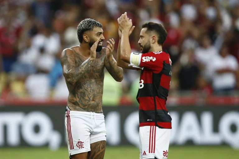 Gabigol escreve mensagem de despedida para Everton Ribeiro: “Irá fazer muita falta”