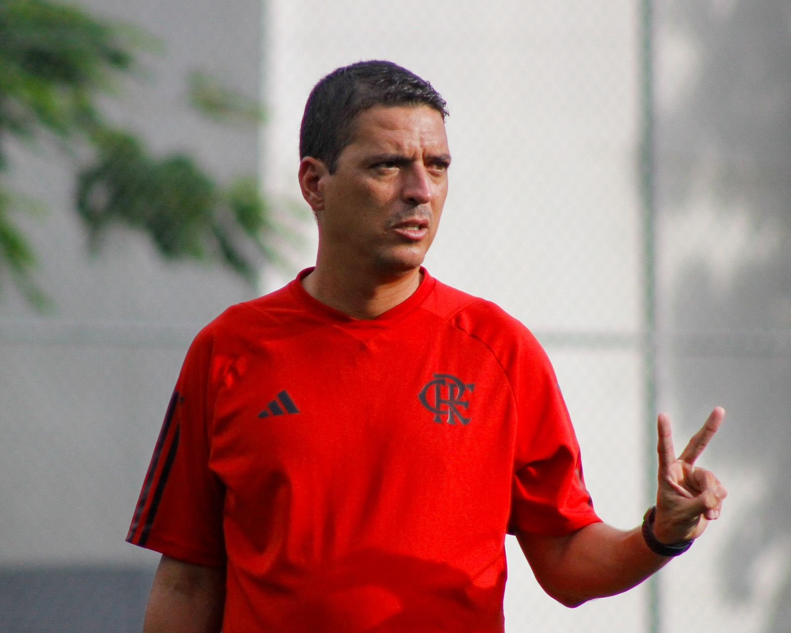 Técnico do Flamengo na base, Raphael Bahia completa um ano de clube