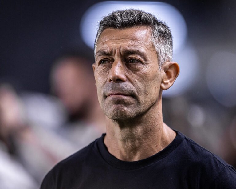 Pedro Caixinha é demitido do Santos; César Sampaio comanda o time contra o Atlético/MG