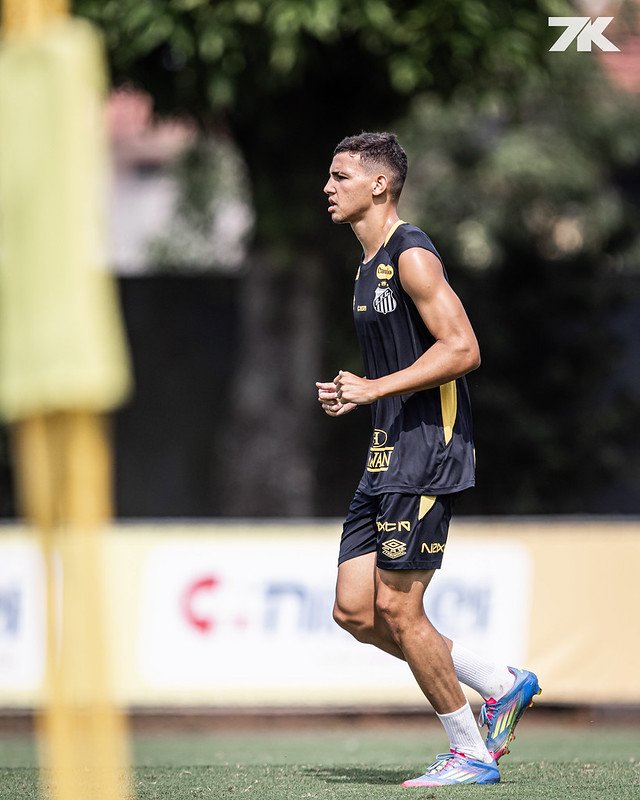 Pouco usado no Santos, Deivid Washington pode retornar ao Chelsea em junho, por detalhe contratual