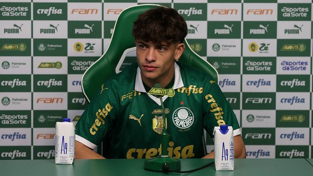 Agustín Giay iguala número de jogos da temporada de 2024