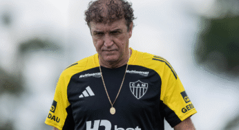 Cuca posta vídeo e entrega possível escalação do Atlético-MG contra o Caracas