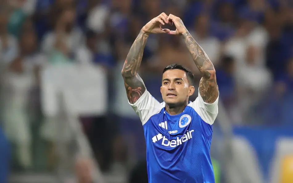 Com provável saída do Cruzeiro, Dudu conversa com Cuca e agente do jogador se reúne com diretor do Atlético