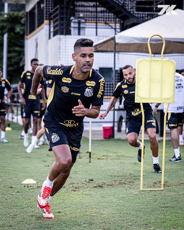 Com Cléber Xavier no comando, mudança de esquema e retorno de Aderlan, Santos estreia na Copa do Brasil contra o CRB