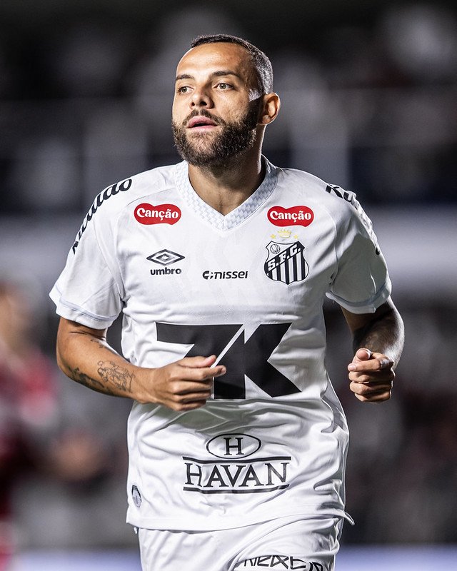 Santos tem retornos e ausência de Guilherme para enfrentar o Grêmio