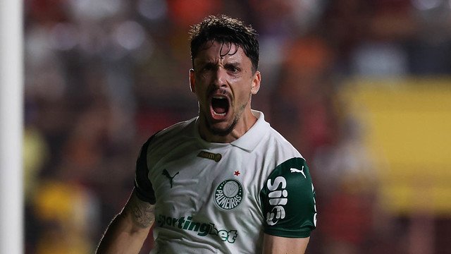 Palmeiras inicia tratativas para renovar contrato de Piquerez