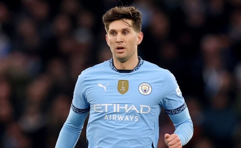 Manchester City se incomoda com problemas físicos e se prepara para negociar John Stones
