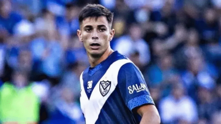 Cruzeiro retoma conversas com Valentín Gómez, zagueiro do Vélez Sarsfield