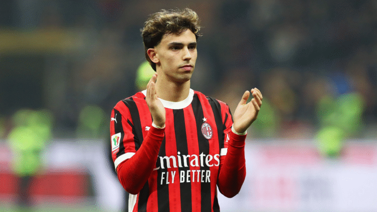 Flamengo abre conversas e tenta a contratação de João Félix, do Milan, por empréstimo