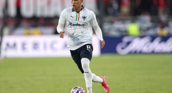 Time europeu entra na disputa para contratar Nelson Deossa, alvo do Palmeiras