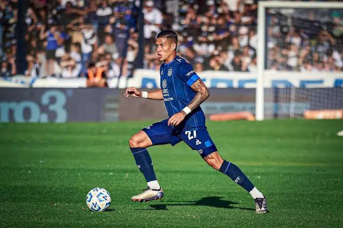 Após recusas anteriores, Atlético prepara nova proposta de US$ 3 milhões por Portilla, do Talleres