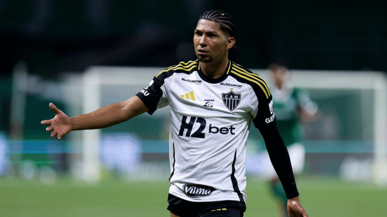 Rony é alvo do Al-Rayyan, do Catar, clube comandado por Artur Jorge