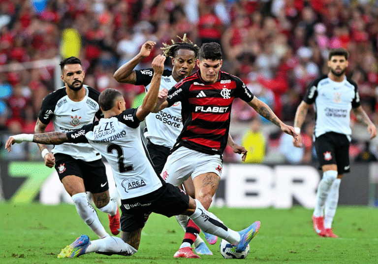 Adversário do Cruzeiro, Corinthians ainda não venceu ninguém do top-10 do Brasileiro