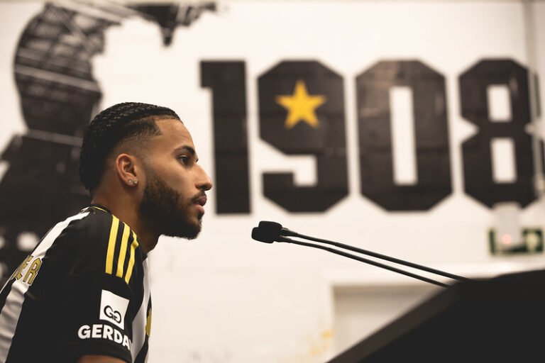Alexsander projeta duelo diante o Flamengo e analisa chances do Atlético de classificação: “Temos que beirar a perfeição”