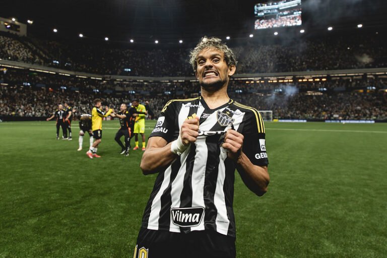 Alvo de clube saudita, Gustavo Scarpa deve receber proposta nos próximos dias, mas Atlético não quer liberar meia