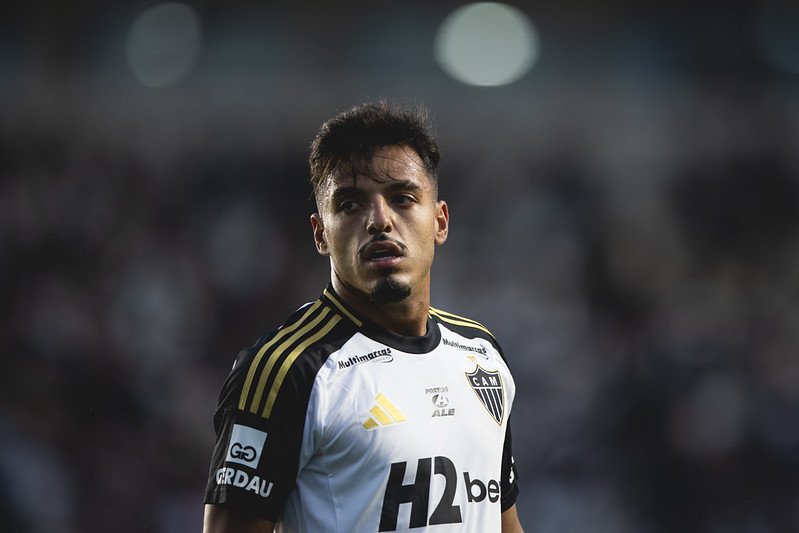 Gabriel Menino celebra primeiro gol pelo Atlético e destaca foco na Sul-Americana: ” É a nossa Libertadores”