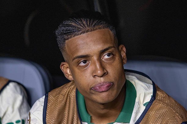 Palmeiras encaminha venda de Vanderlan ao Grupo Red Bull