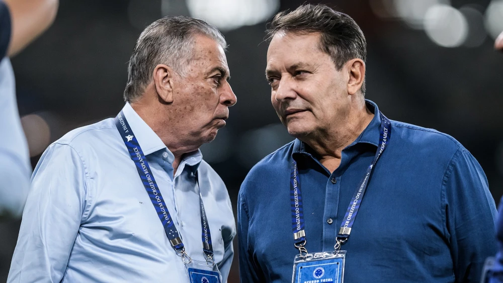Diretor de futebol do Cruzeiro admite dificuldades na janela, mas garante reforços