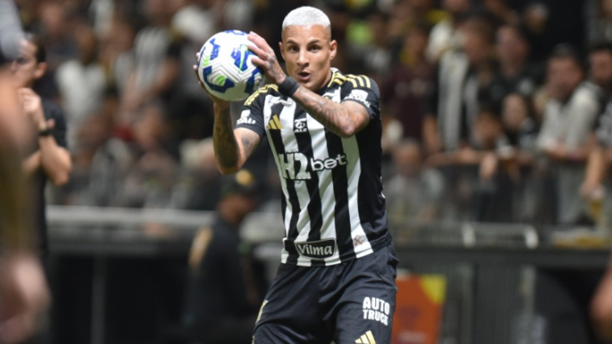 Após classificação, Guilherme Arana confirma sondagens da Rússia e destaca desejo de permanecer no Atlético