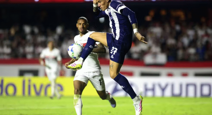 Paulo Bracks fala sobre negociações por Portilla e revela: “Não conseguimos destravar a negociação com o Talleres”