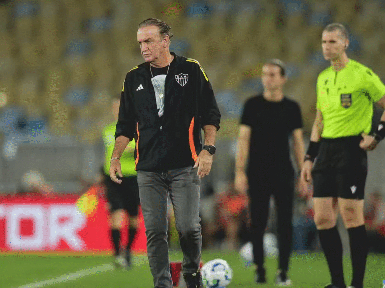 Cuca valoriza vitória, analisa sequencia de duelos contra o Flamengo e explica mudanças no time