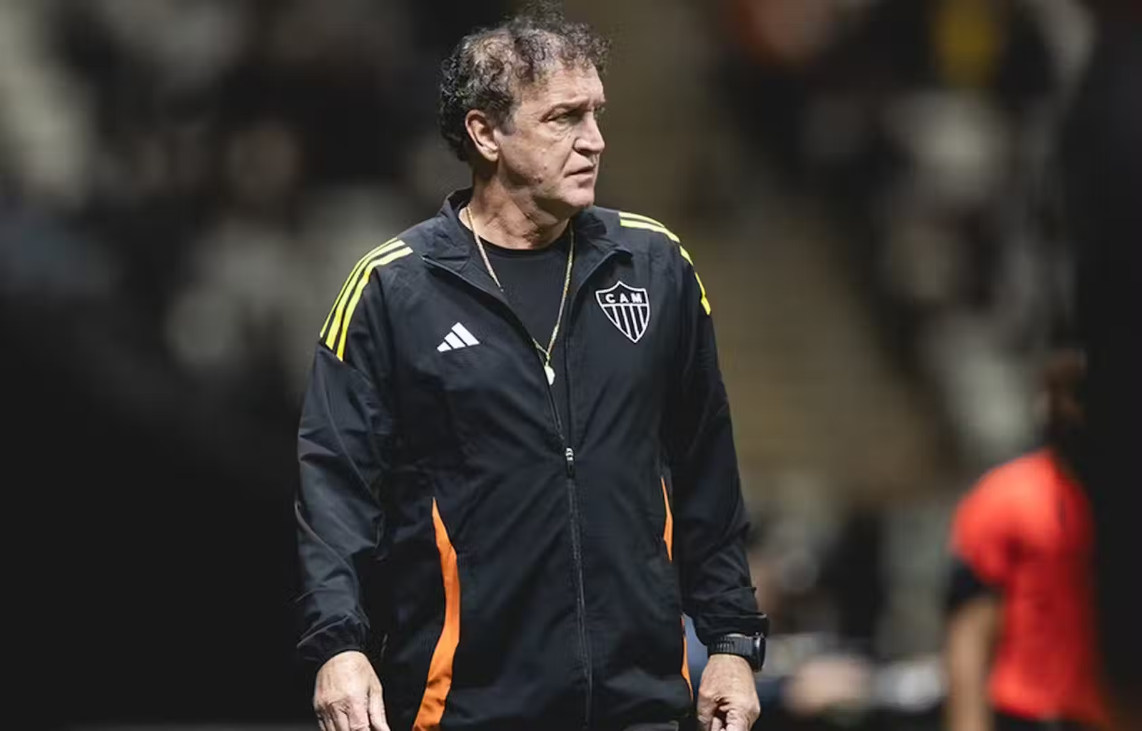 Cuca reflete sobre a saída de jogadores e assume a responsabilidade pela crise no Atlético